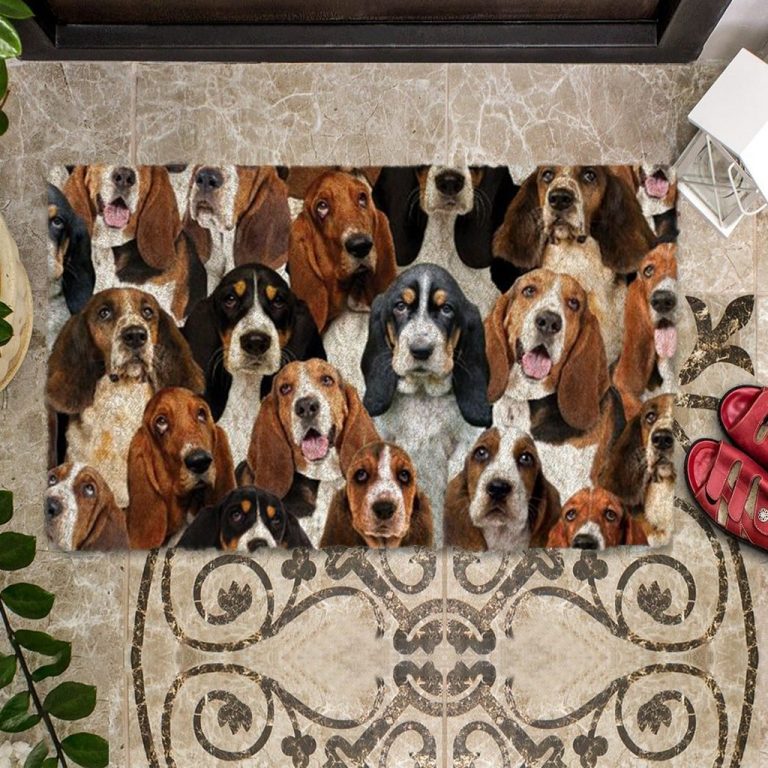 A Bunch Of Basset Hounds Doormat 7
