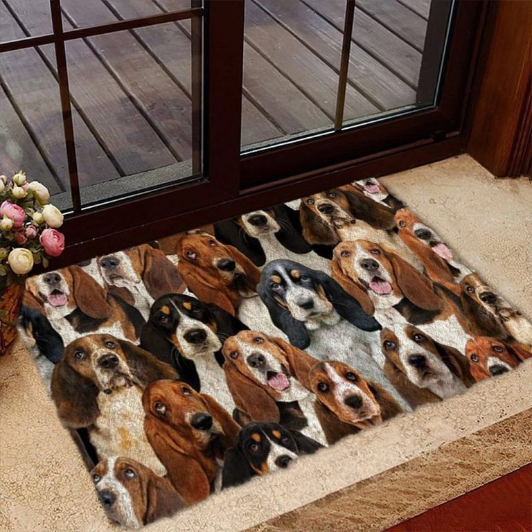 A Bunch Of Basset Hounds Doormat 6