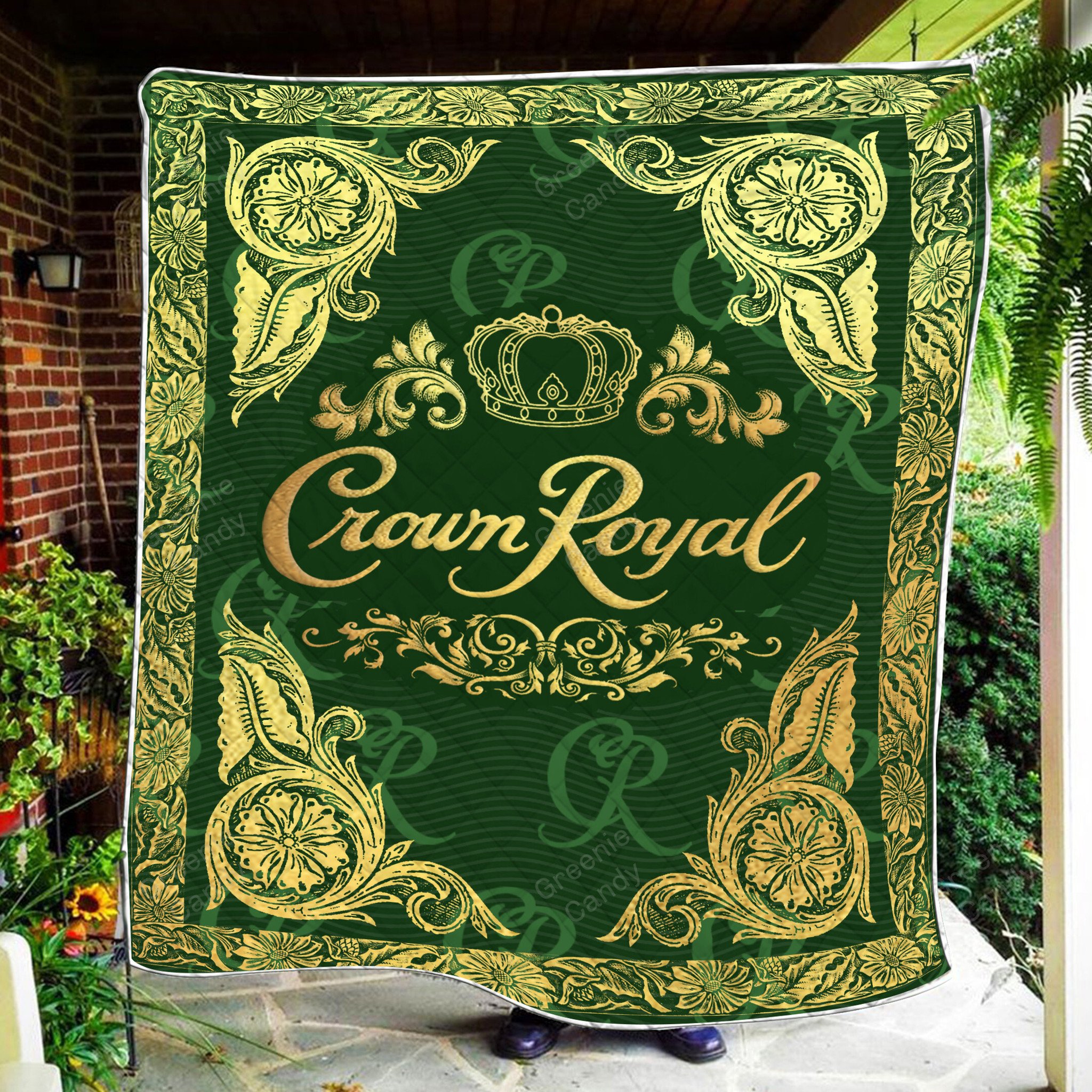 LIMITED Crown Royal Apple Whiskey Quilt 5
