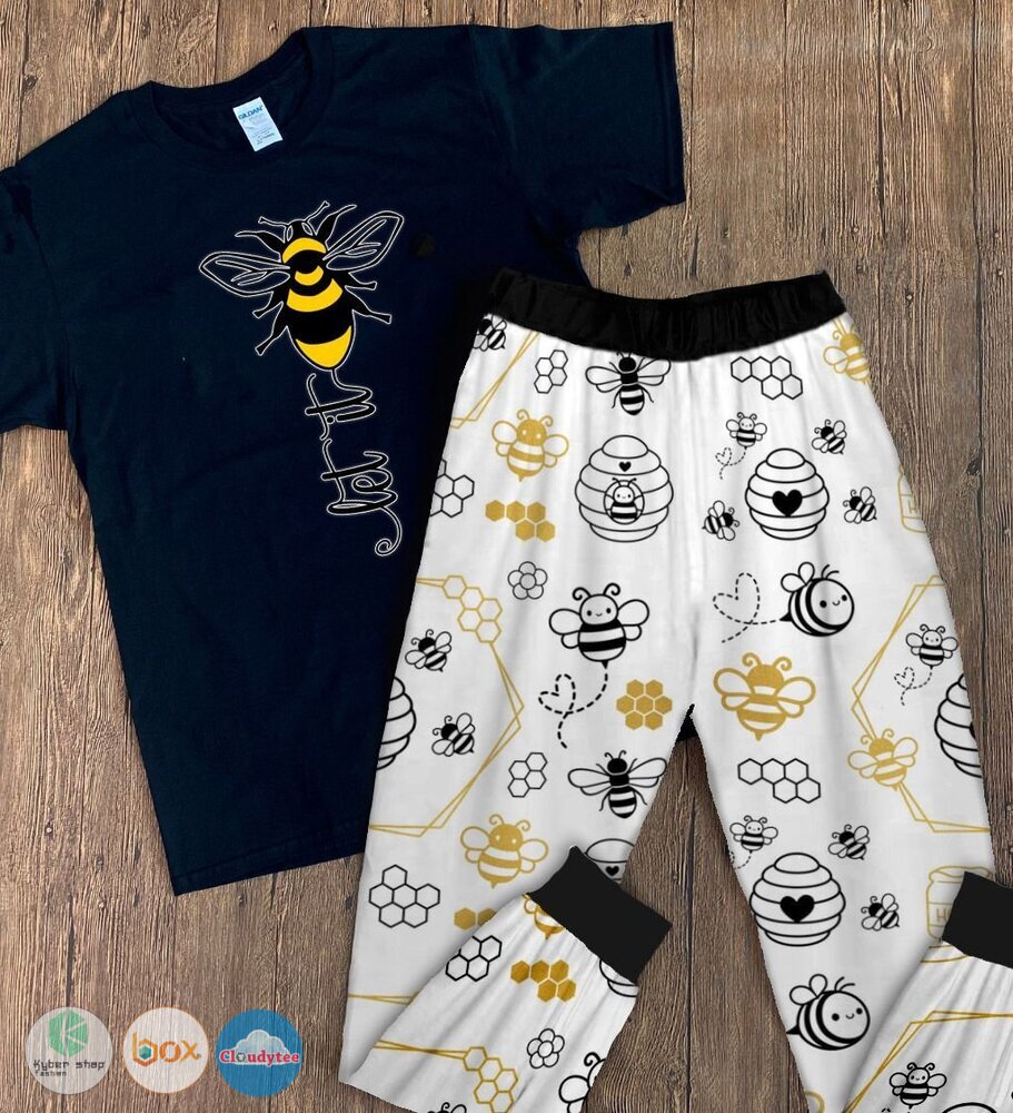 Bees_Let_It_Be_short_sleeves_Pajamas_Set