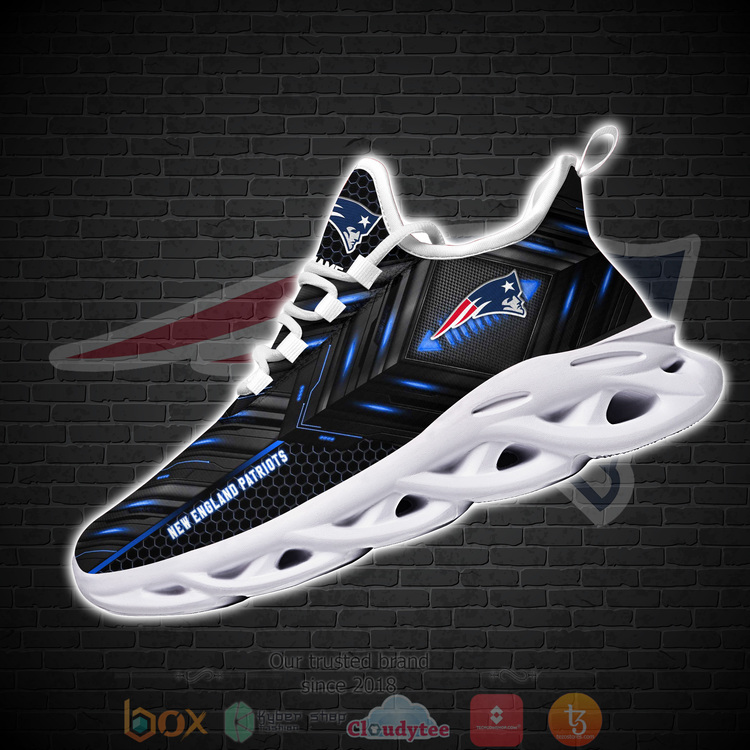 HOT_Personalized_New_England_Patriots_NFL_Clunky_Sneakers_Shoes_1