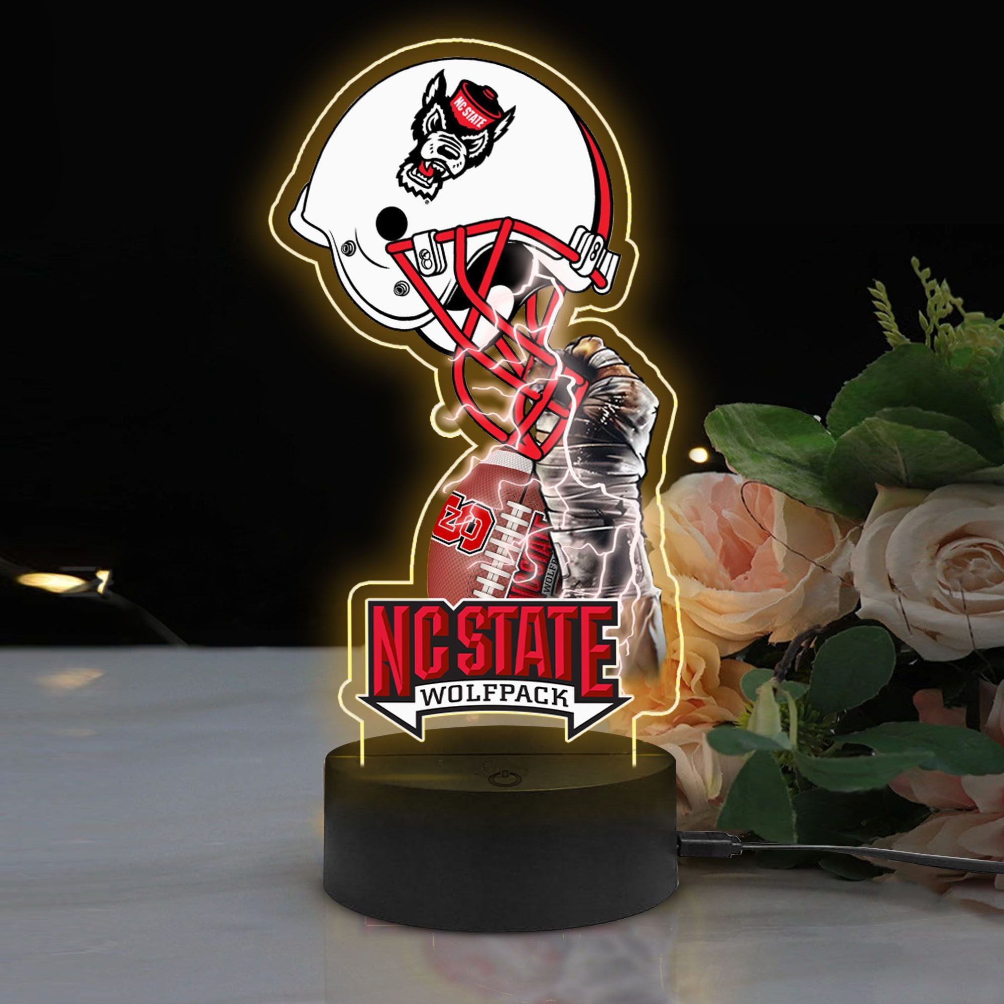 NCAA_NC_State_Wolfpack_Led_Lamp_1_2