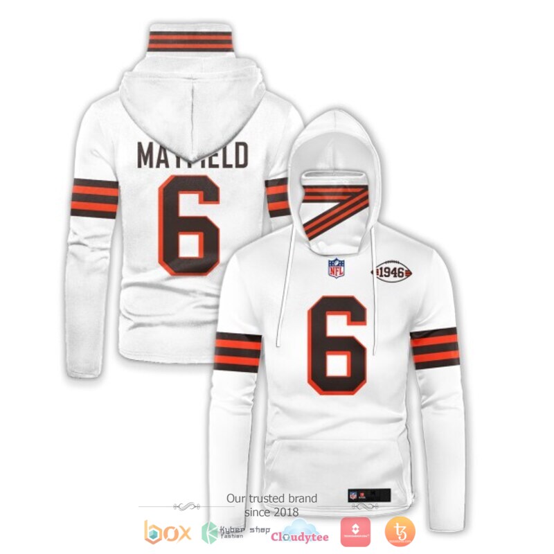NFL_Baker_Mayfield_6_1946_white_hoodie_mask