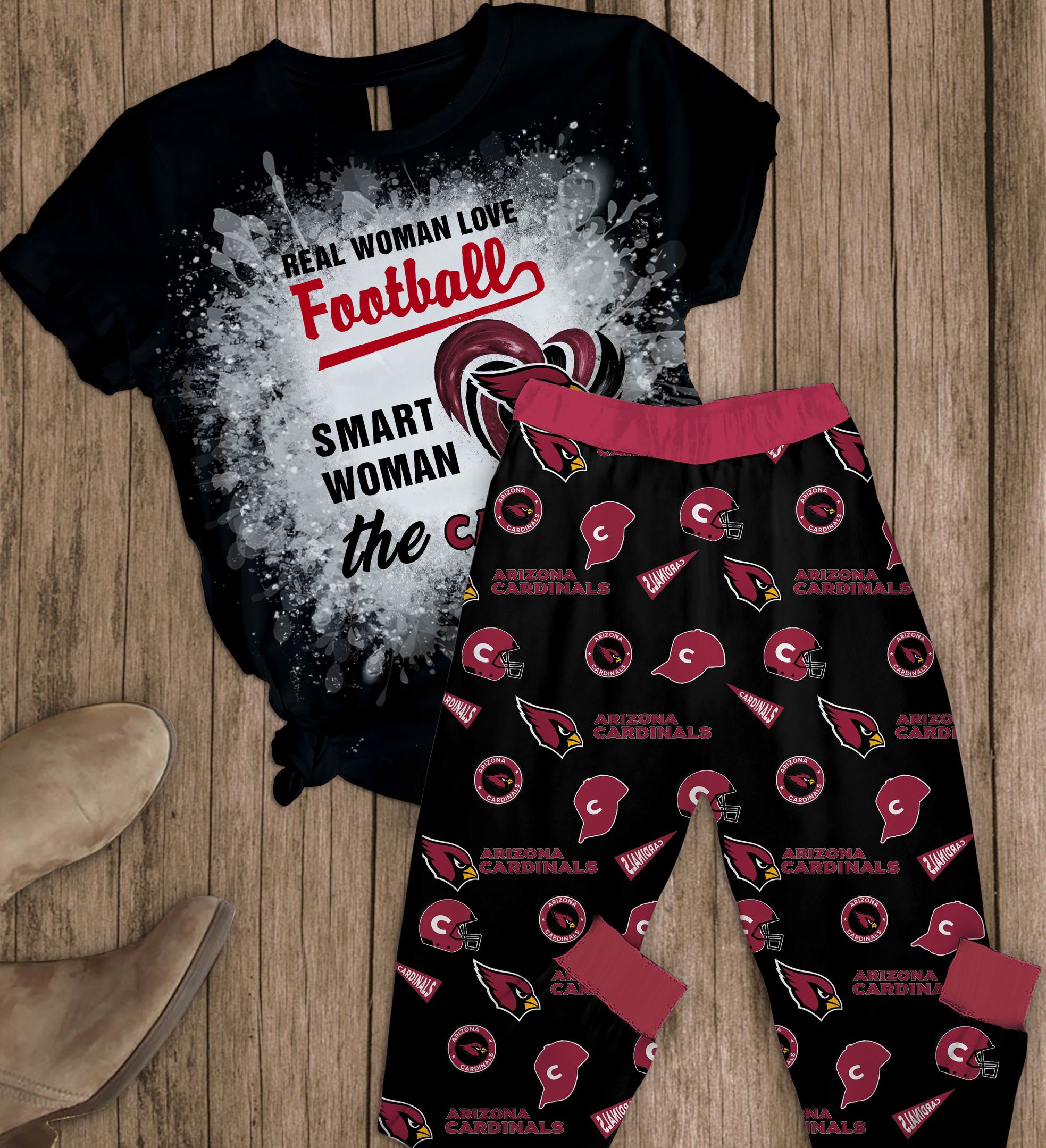 Real_Women_Love_Football_Smart_Women_Love_The_Cardinals_Pajamas_Set