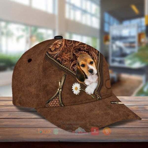 Beagle_Holding_Daisy_Cap_Hat_1