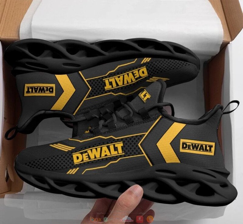 DeWalt_Clunky_max_soul_shoes_1