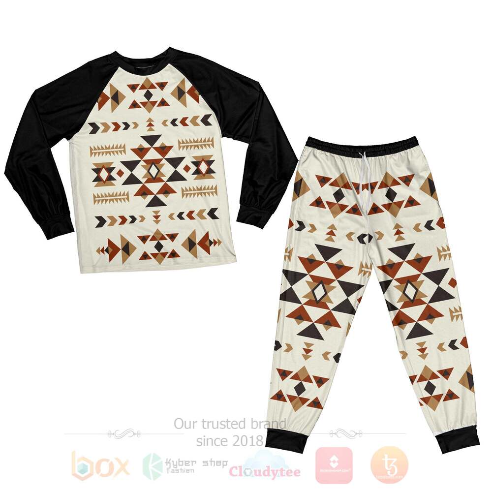 Ethnic_Pattern_Design_Pajamas_Set