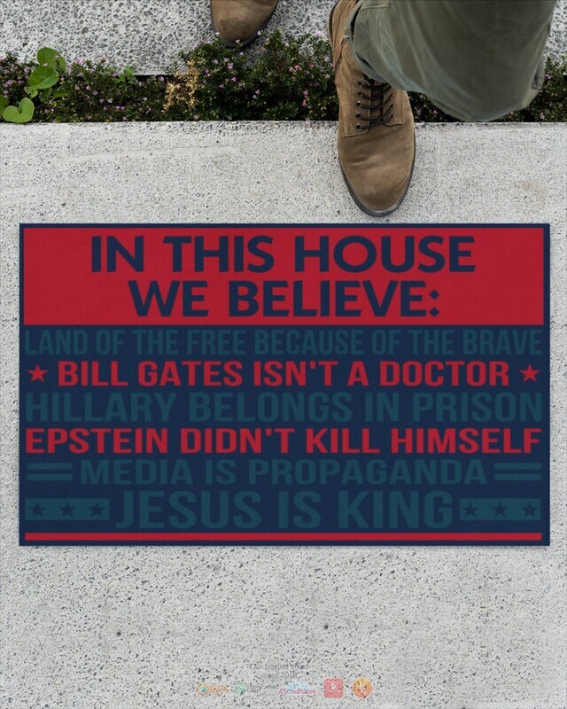 In_this_house_we_believe_Jesus_is_King_doormat