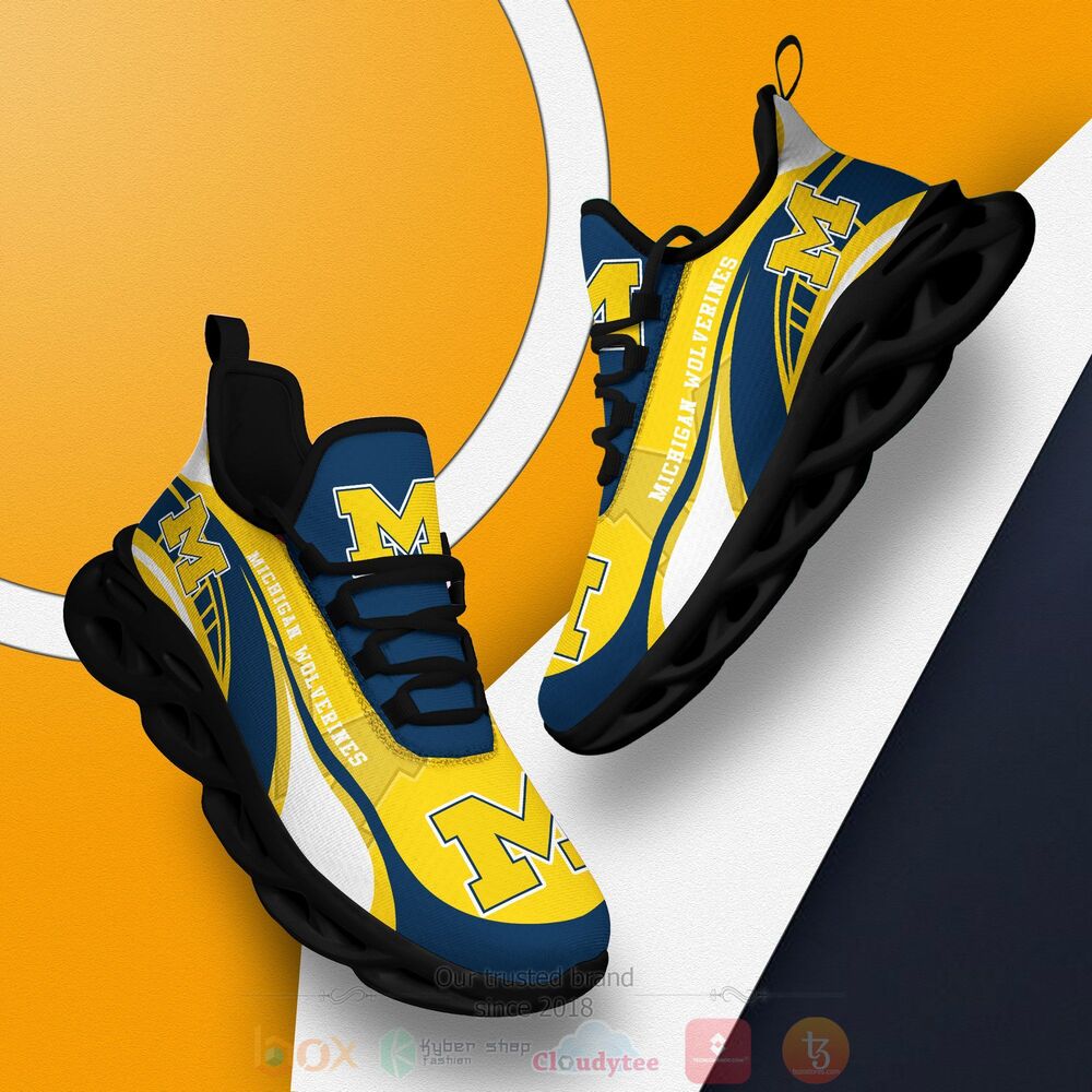 NCAA_Michigan_Wolverines_football_Clunky_Max_Soul_Shoes_1