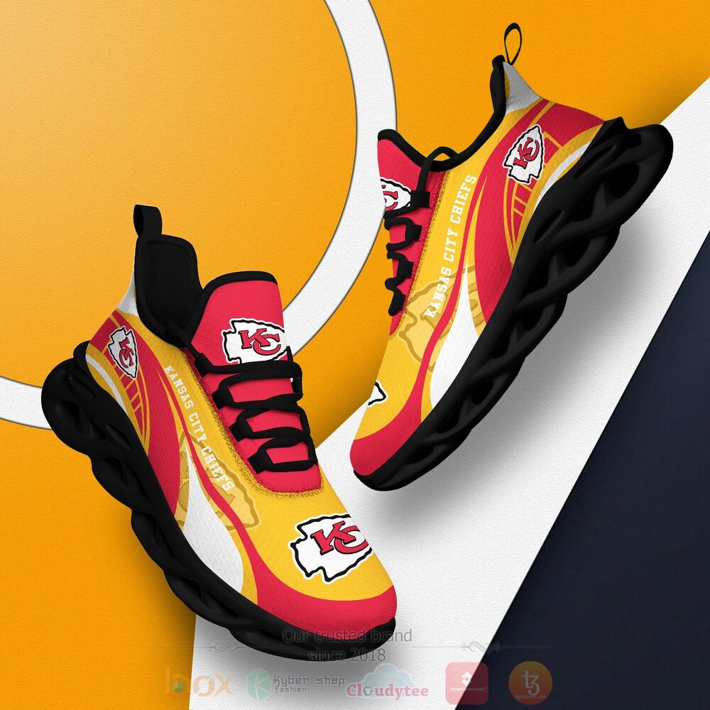 NFL_Kansas_City_Chiefs_Clunky_Max_Soul_Shoes_1