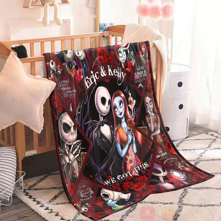 Nightmare_Before_Christmas_Skellington_and_Sally_Personalized_Blanket_1