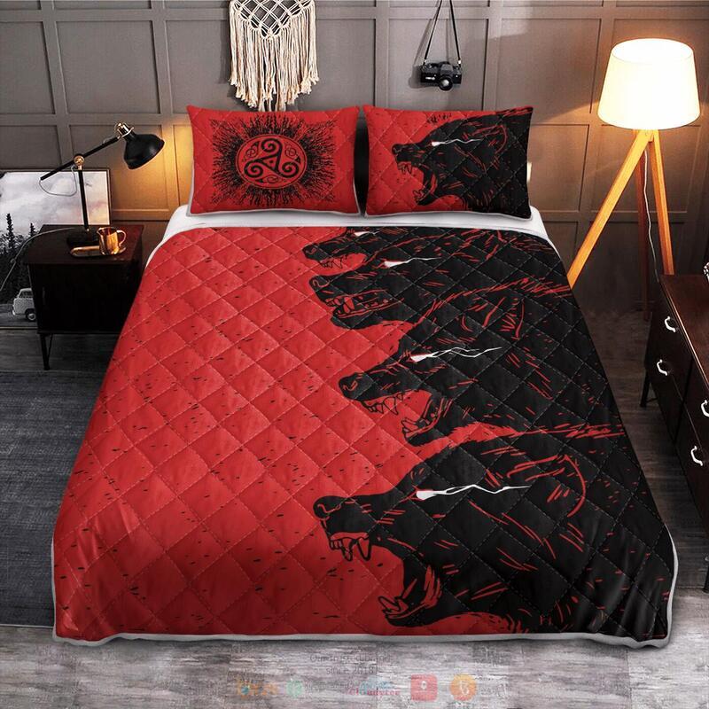 Viking_Fenrir_Red_Quilt_Bedding_Set