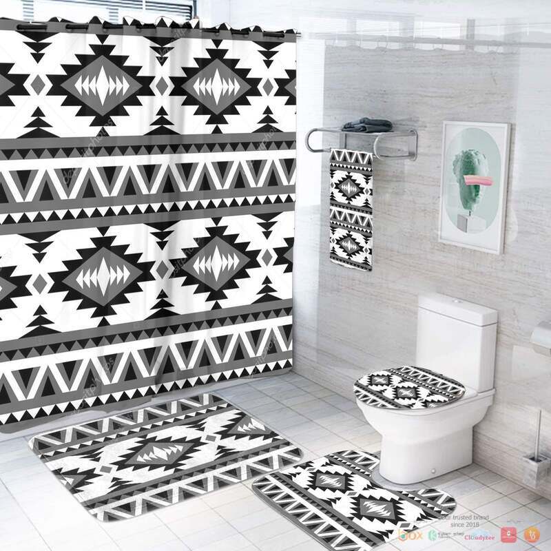 Black_and_white_Pattern_Native_American_Bathroom_Set