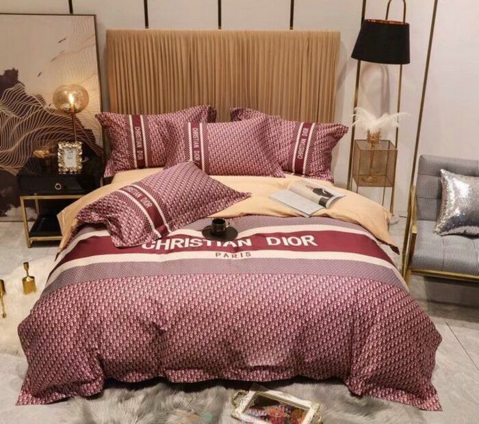 Dior_Christian_Dior_Red_Khaki_Bedding_Set