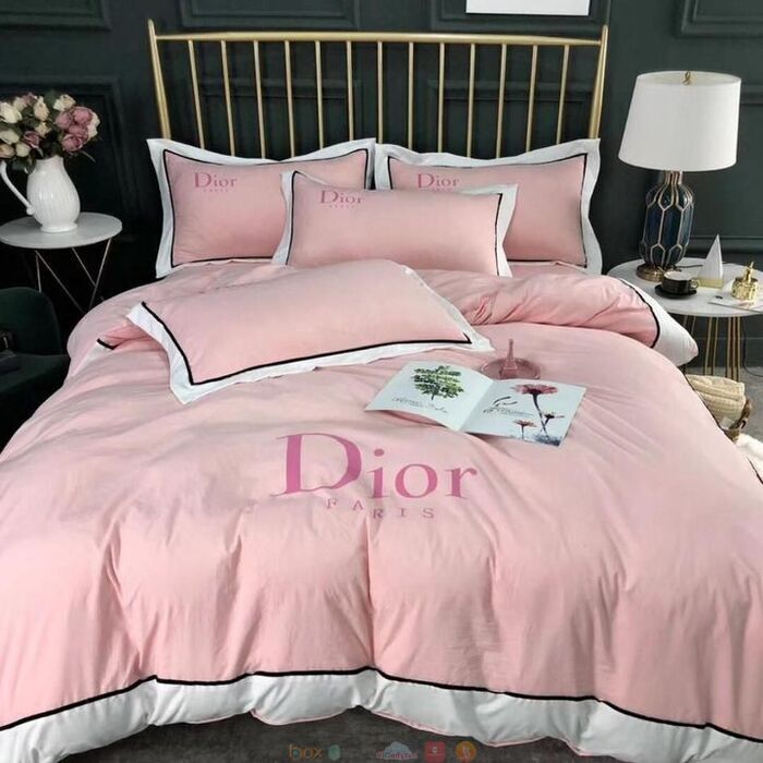 Dior_Pink_Bedding_Set