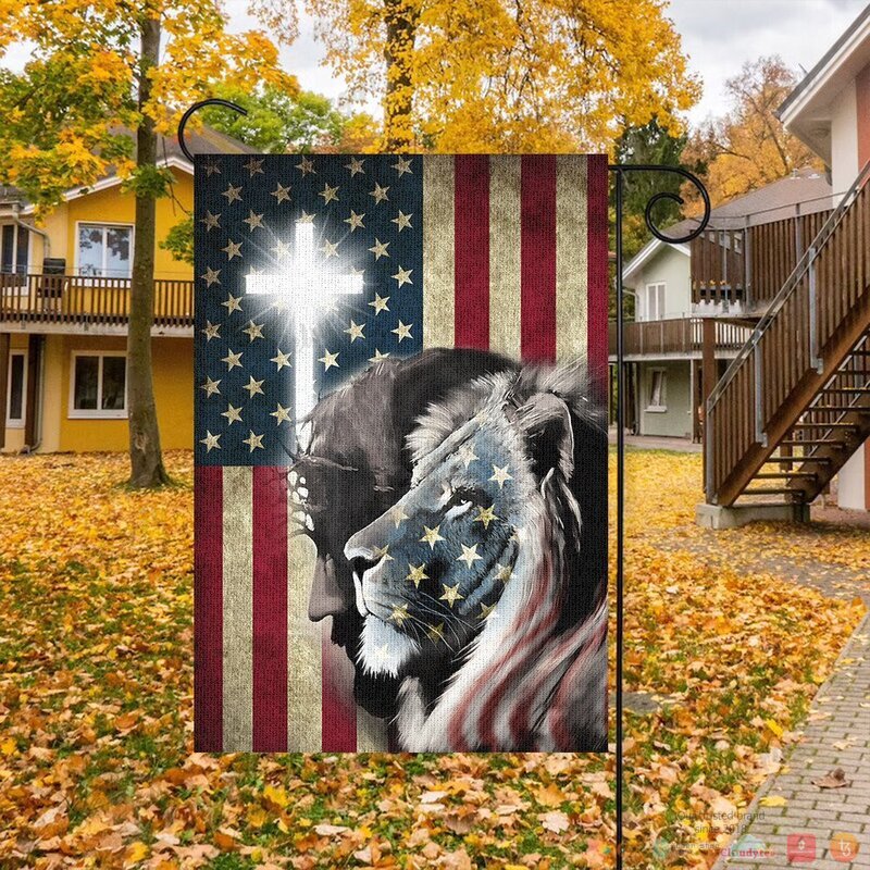 God_Lion_American_Flag_1