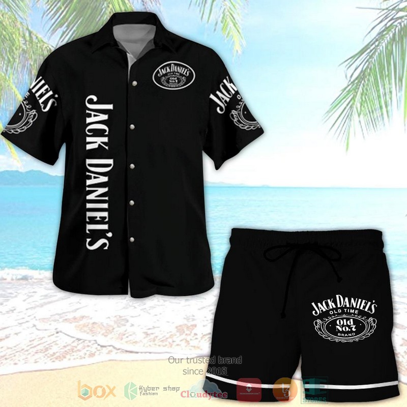 Jack_Daniels_Old_No_7_Tennessee_Whiskey_Hawaiian_Shirt_shorts