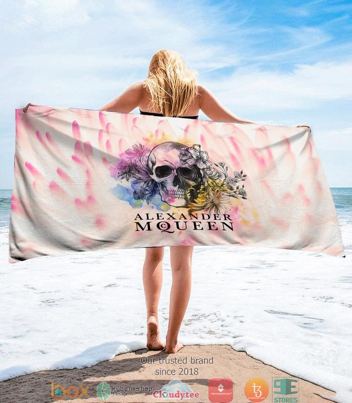 Alexander_McQueen_Skull_flower_Beach_Towel