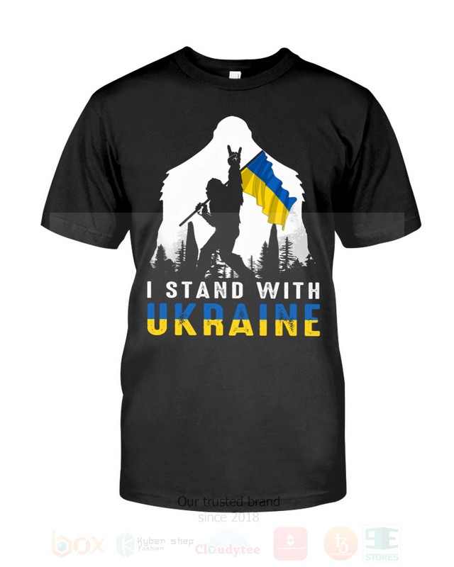 Bigfoot_I_Stand_With_Ukraine_2D_Hoodie_Shirt_1