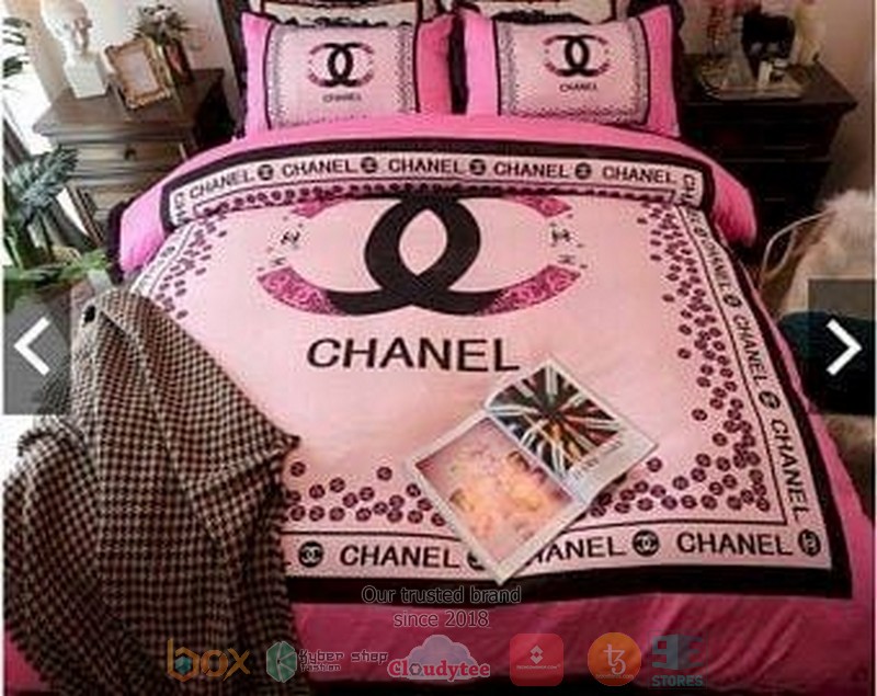 Chanel_Luxury_brand_pink_bedding_set