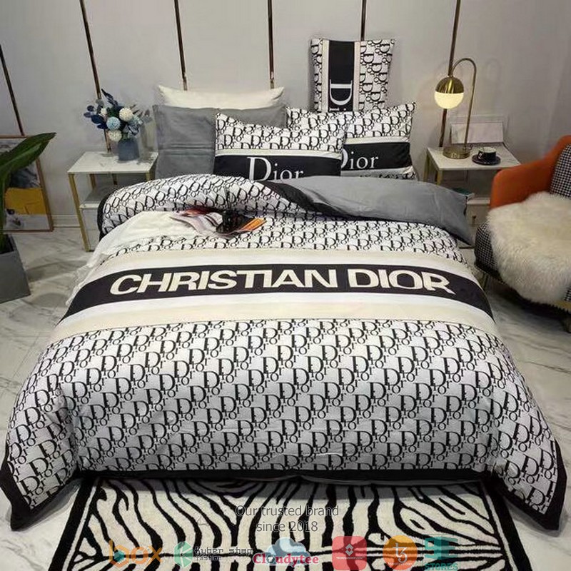 Christian_Dior_Black_pattern_white_Duvet_cover_bedding_set
