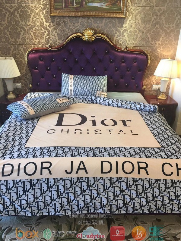 Christian_Dior_Blue_White_Duvet_cover_bedding_set