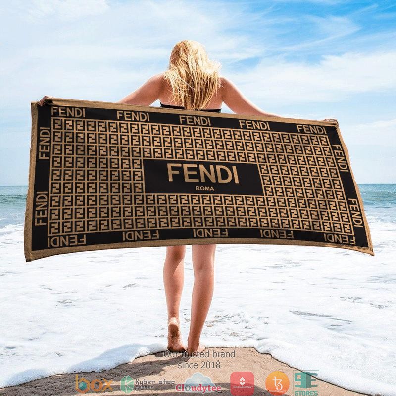 Fendi_Roma_Square_Pattern_Beach_Towel