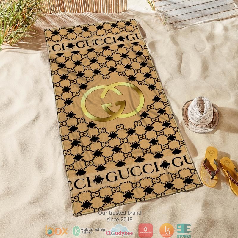 Gucci_Bee_Apricot_Gold_logo_Beach_Towel_1