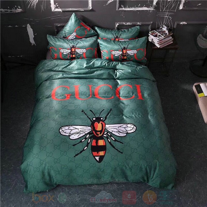 Gucci_Bee_Green_Inspired_Bedding_Set