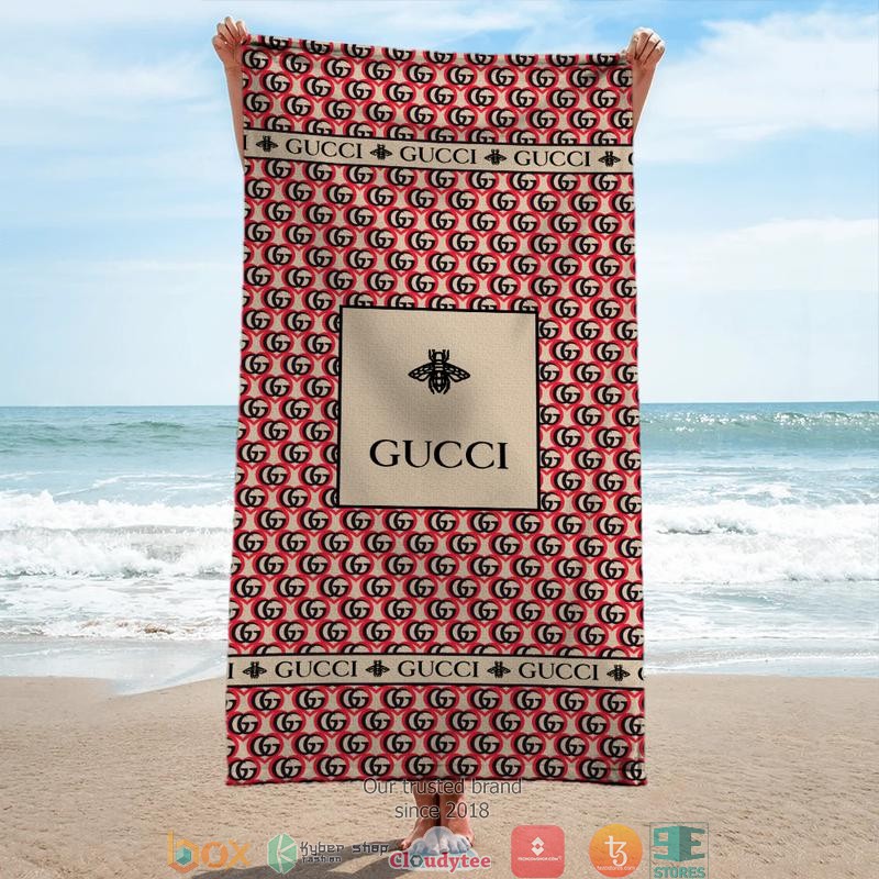 Gucci_Bee_Red_Beach_Towel_1