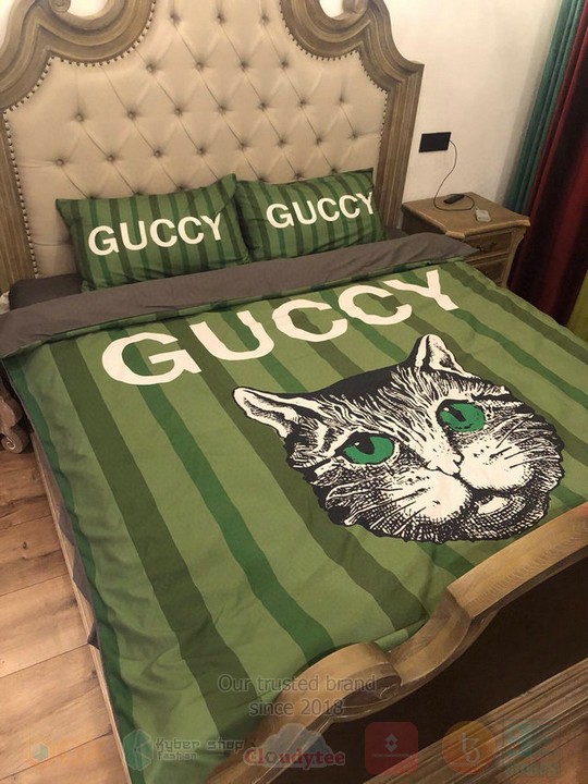 Gucci_Cat_Green_Inspired_Bedding_Set