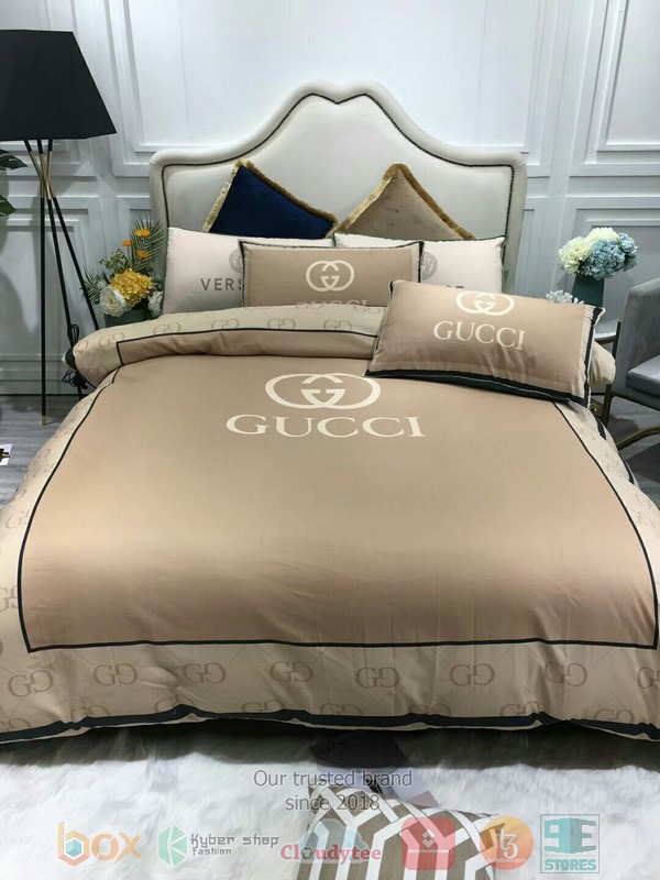 Gucci_GC_Luxury_brand_light_brown_bedding_set