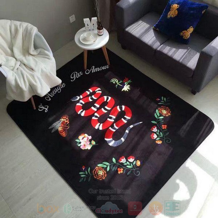 Gucci_Snake-Bee_Flowers_Inspired_Rug
