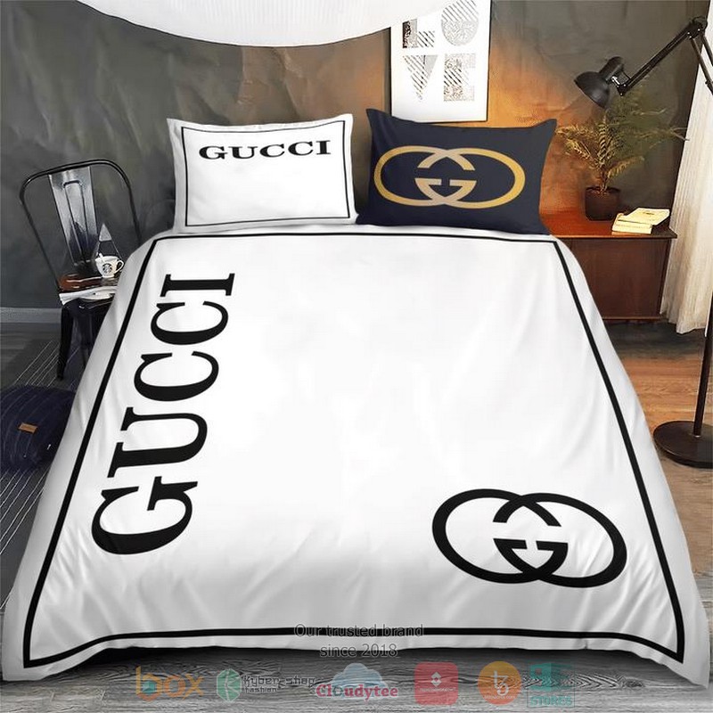 Gucci_high-end_brand_white_quilt_bedding_set