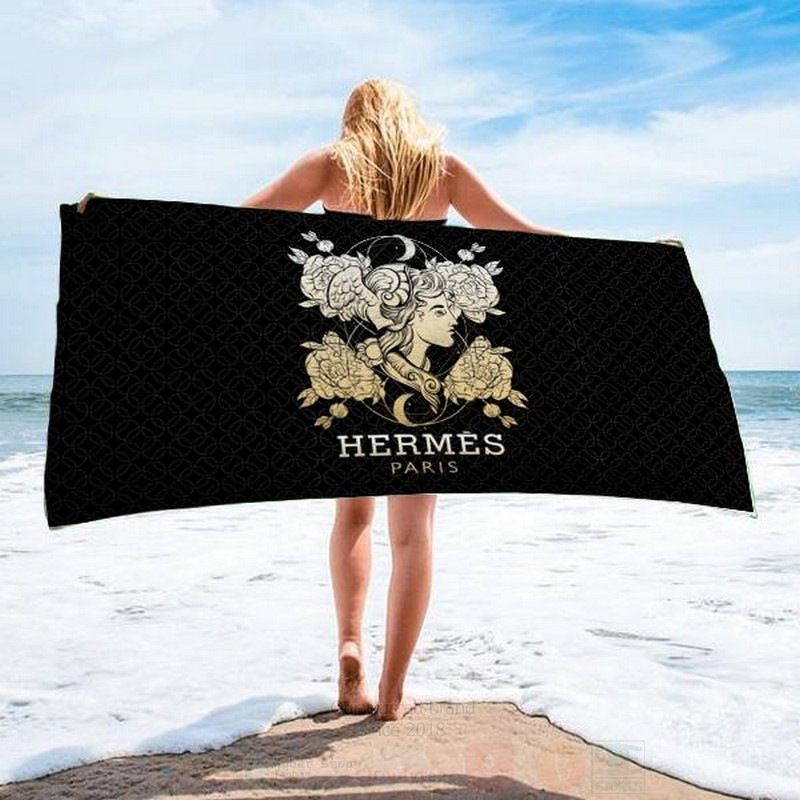 Hermes_Paris_Goddess_Microfiber_Beach_Towel