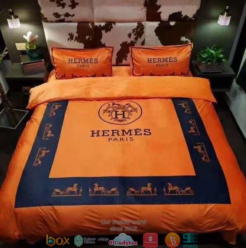 Hermes_Paris_Orange_Navy_border_pattern_Duvet_cover_bedding_set