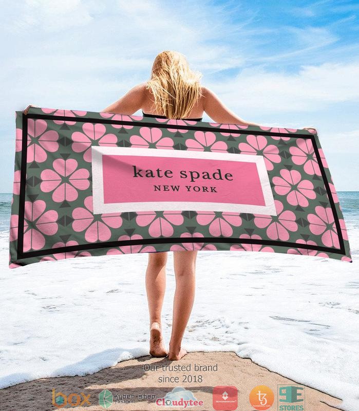 Kate_Spade_New_York_Clover_Pattern_Pink_Beach_Towel