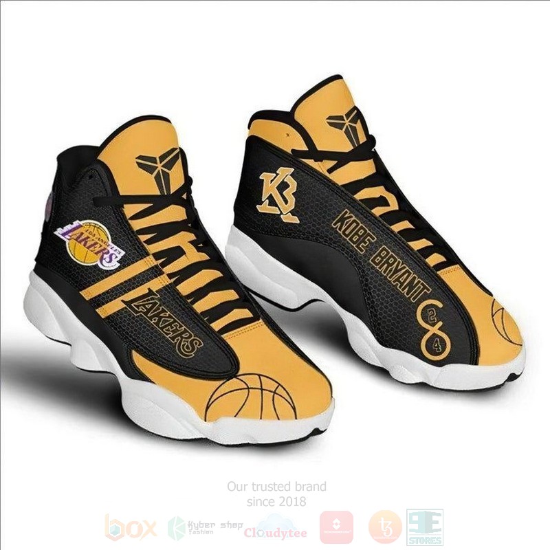 Kobe_Bryant_Football_Los_Angeles_Lakers_NBA_Air_Jordan_13_Shoes