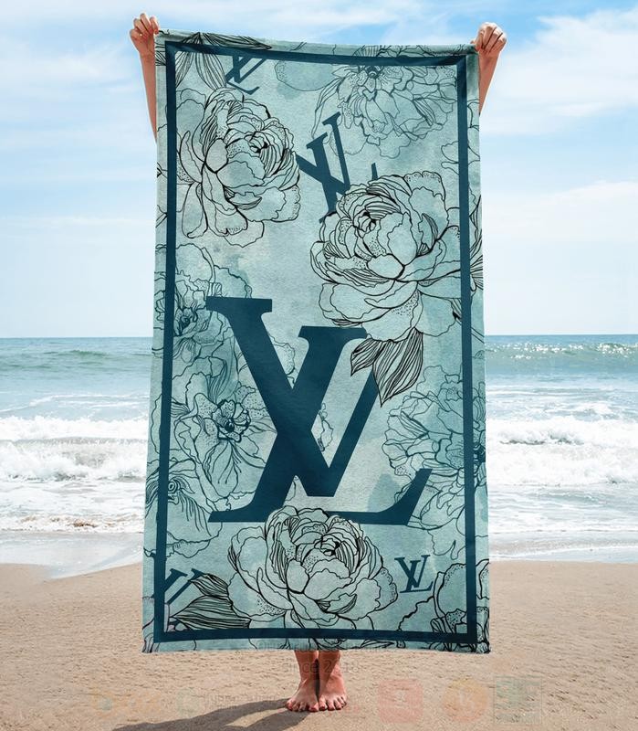Louis_Vuitton_Blue_Sky_Microfiber_Beach_Towel