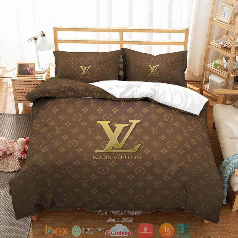 Louis_Vuitton_LV_Gold_logo_brown_Duvet_cover_bedding_set