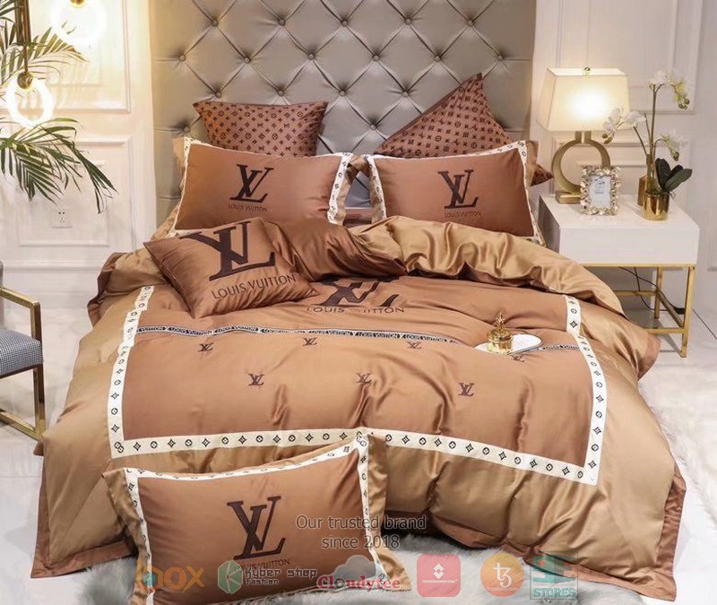 Louis_Vuitton_Luxury_brand_LV_brown_bedding_set