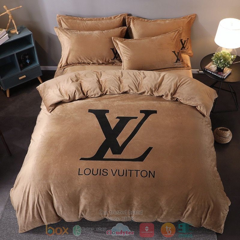 Louis_Vuitton_Luxury_brand_brown_bedding_set