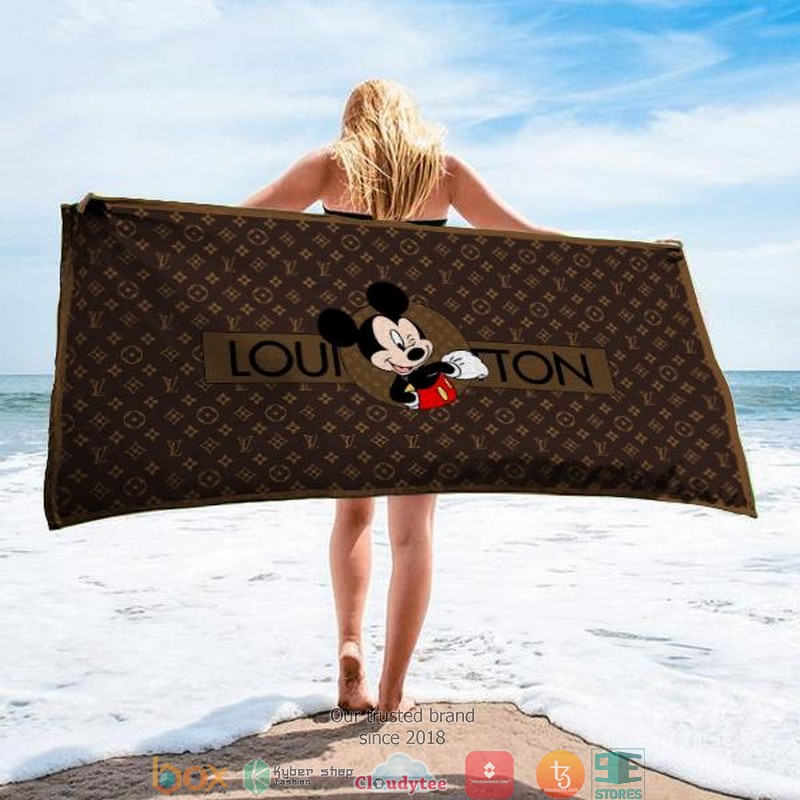 Louis_Vuitton_Mickey_Mouse_Beach_Towel