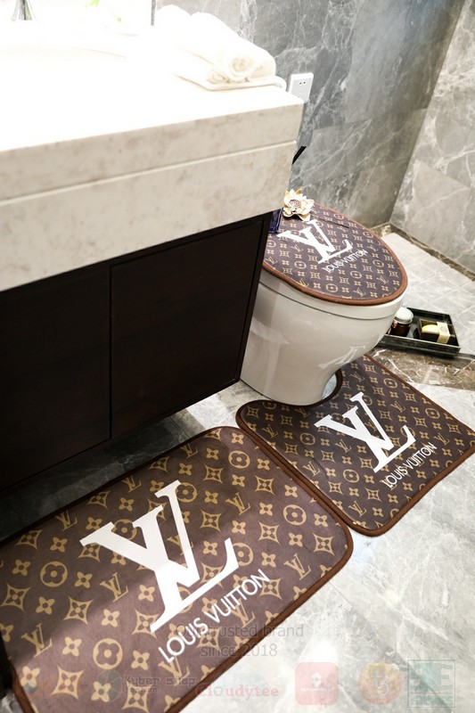 Louis_Vuitton_Paris_Luxury_Full_Brown_Logo_Shower_Curtain