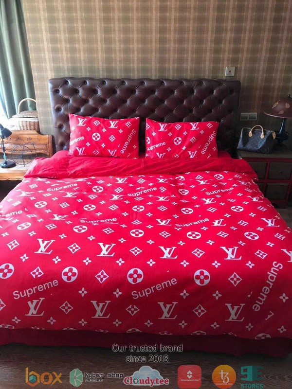 Louis_Vuitton_Supreme_Red_Duvet_cover_bedding_set