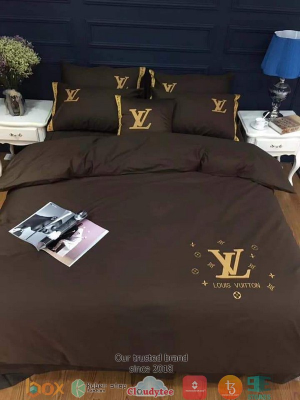 Louis_Vuitton_Yellow_logo_brown_simple_Duvet_cover_bedding_set