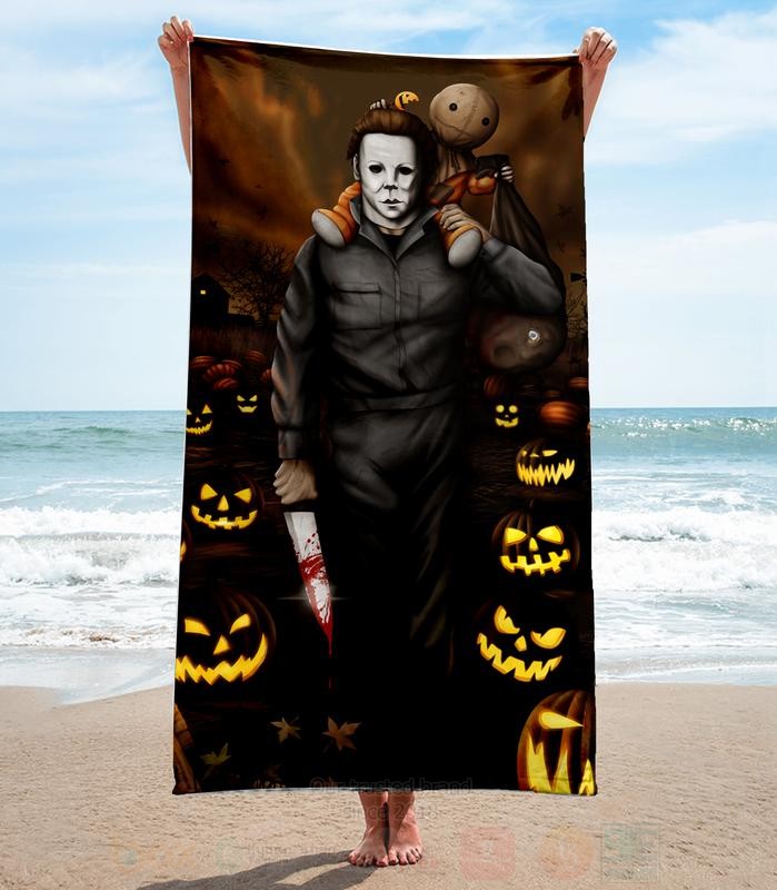Michael_Myers_Halloween_Pumpkin_Microfiber_Beach_Towel