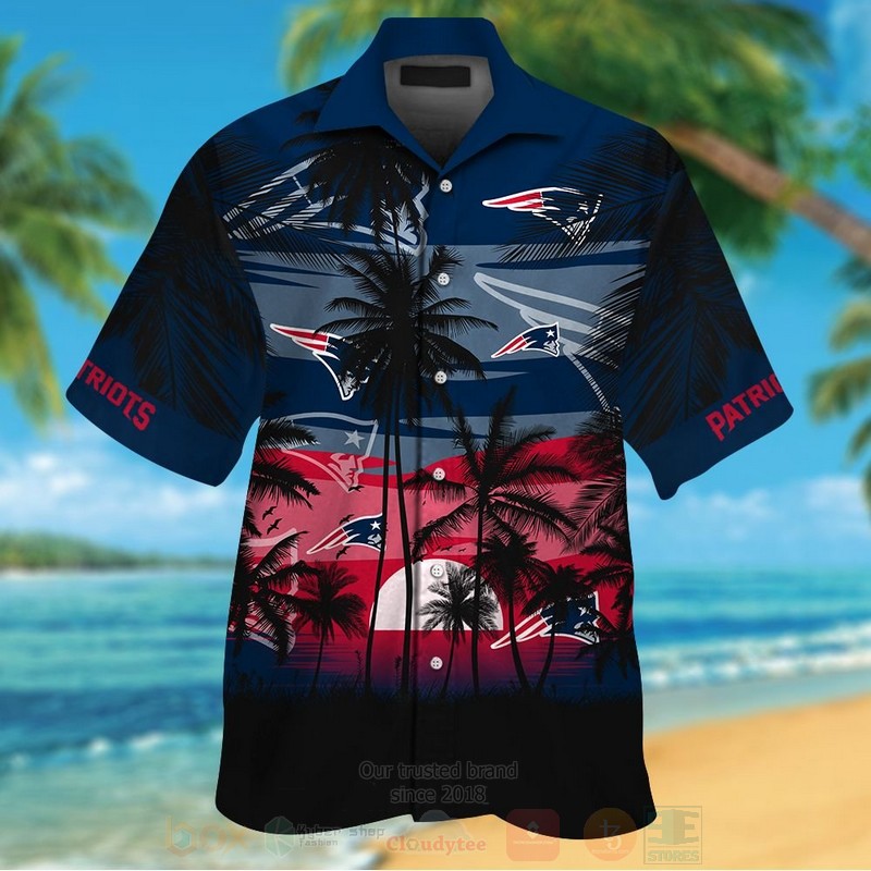 NFL_New_England_Patriots_Sun_and_Coconut_Tree_Navy-Black_Hawaiian_Shirt_Short
