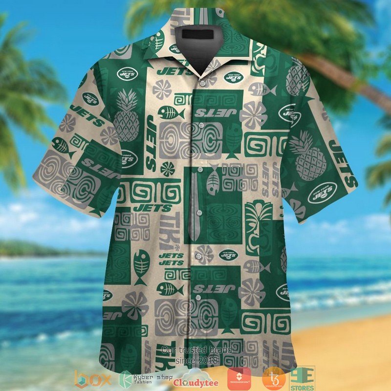 New_York_Jets_Fish_Pineapple_Pattern_Hawaiian_Shirt_short