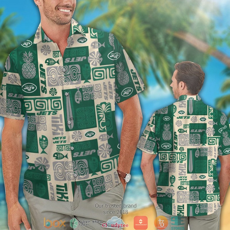 New_York_Jets_Fish_Pineapple_Pattern_Hawaiian_Shirt_short_1